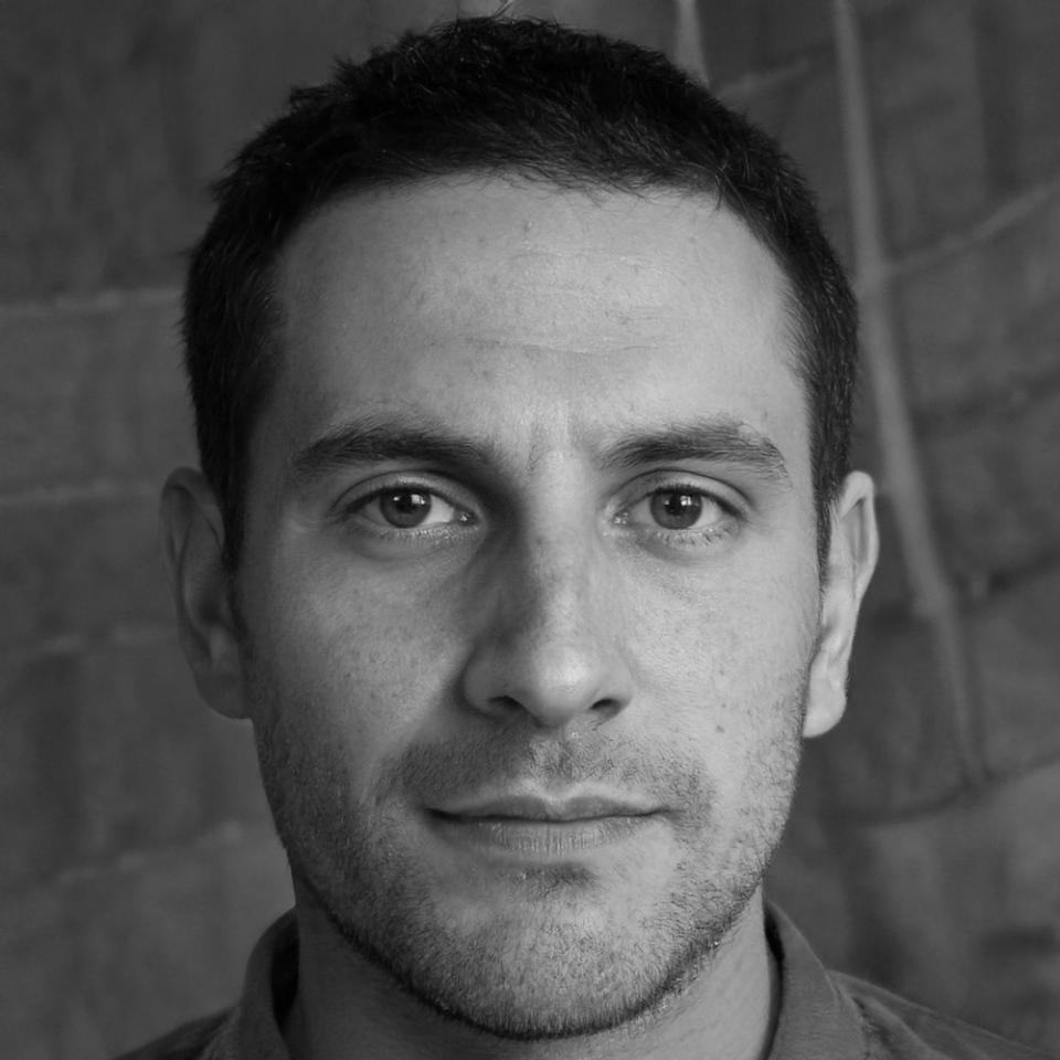 Dr. Henrik Lindström